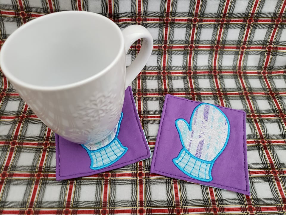 Mitten Mug Rug Christmas Mitten Mug Rug – A-Z Blanks and Designs